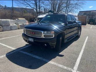 2002 gmc sierra denali quadrasteer – runs strong!