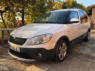 skoda roomster scout 1.6tdi 105 к.с * panorama