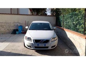 volvo v50 d2 turbo diesel