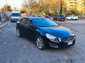 volvo v60 d4 momentum