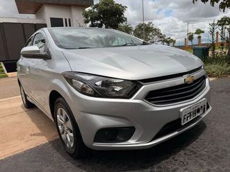 hatch lt 1.0 8v flex mec. 4p