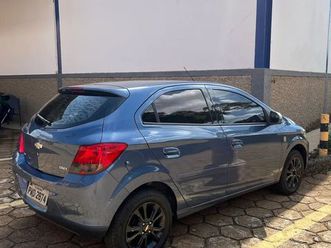 hatch selecao 1.0 8v flex mec. 4p