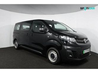vivaro-e life 50kwh combi auto mwb 5dr (9 seat, 7.4kw charger)