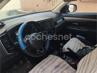 mitsubishi outlander 220 did motion 2wd 7 plazas