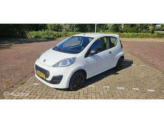 peugeot 107 - 1.0-12v xr