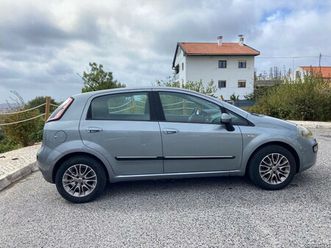 fiat punto evo abril/11