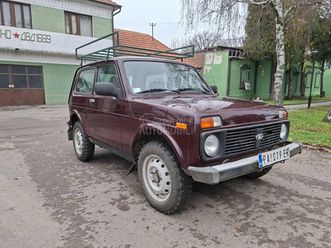 lada niva 1.7