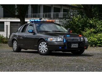 ford crown victoria police interceptor 2010