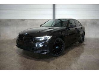 bmw série 3 320 e? 19' pack m | carplay | grand ecran | tva ?