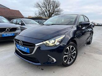 mazda 2 1.5i 90pk navigatie carplay xenon camera led dab