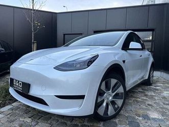 tesla model y rwd/trekhaak/prachtstaat/garantie tesla 01/2030