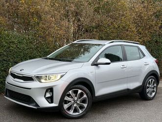 kia stonic 1.4i+navi+camera+carnet kia