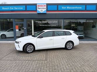 opel astra sports tourer 1.2 turbo edition **overname**