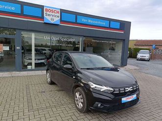 dacia sandero sandero 1.0 benzine 03/2023 90 pk slechts 15523 km