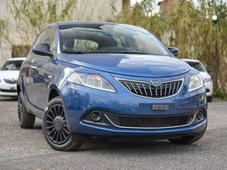 ypsilon 3ª serie ypsilon 1.0 firefly 5 porte s&s hybrid silver