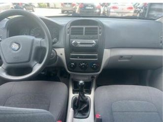 kia cerato 2005