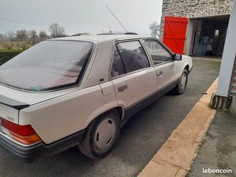 véhicule de collection - r25 gts