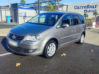 touran 2008, 2l,140ch série limitée sportline,