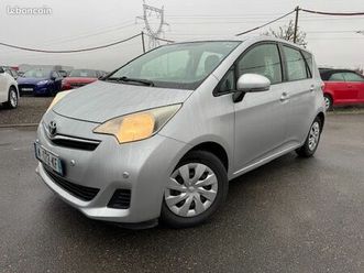 toyota verso s 1.3 l vvt-i 100 ch confort
