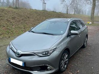 ◊ toyota auris hybride – 97 900 km – toutes options sauf toit panoramique