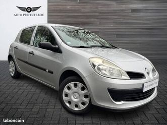 renault clio iii 1.2 16v authentique 5p