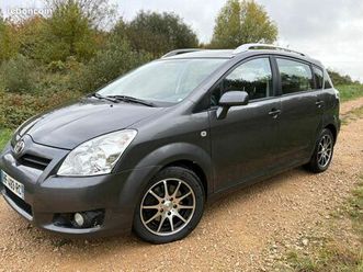 toyota corolla verso 2.2 d-4d 136ch 7 places