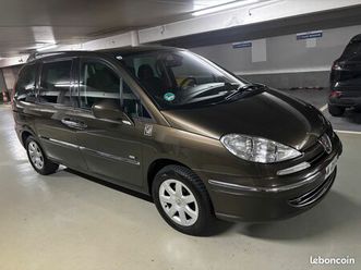 807 2.0 hdi 136 family 07/2014 suivi peugeot 7pl/attelage