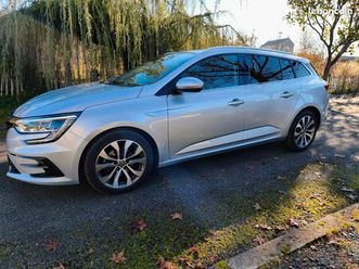 renault mégane 4 estate 1.5 blue dci 115 chevaux finition intens