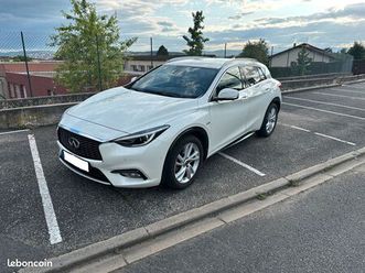 infiniti q30 2.2d 170ch black edition awd dct7