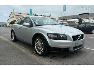 volvo c30 2.0 d 136 ch