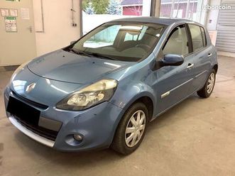 renault clio 3 iii 1.2 16v 75ch express clim 5p
