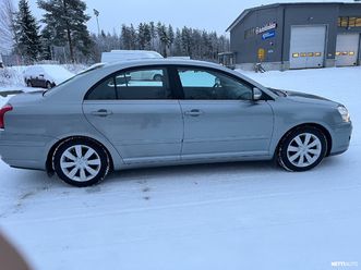 toyota avensis sedan (_t25_)