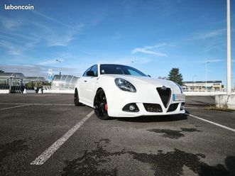 alfa romeo giulietta 1750 tbi 235 qv