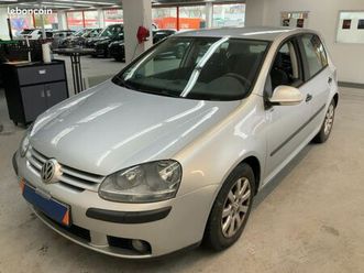 volkswagen golf v 1.6 comfortline boite auto attention on les vends très très vite