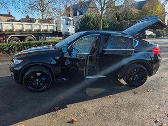 vends bmw x6 50i