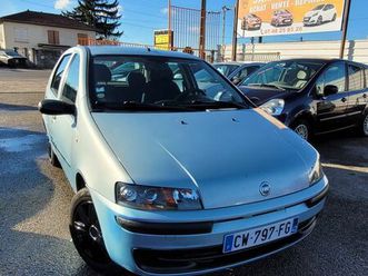jolie fiat punto 1.2 i b-auto distrib neuve faible kilométrage