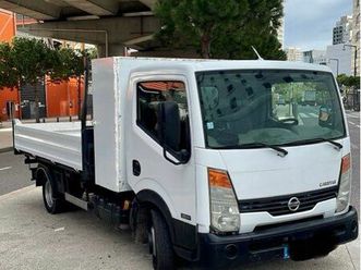 nissan cabstar tri-benne