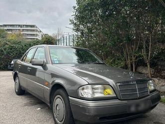 mercedes classe c200 (w202) / 2.0 136ch / boîte auto