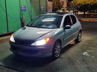 peugeot 206 1.4 16v toit ouvrant