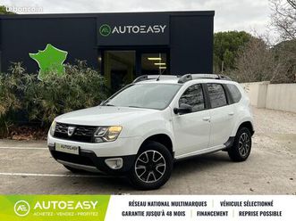 dacia duster 1.2 tce 125 black touch 4x2 phase 2 / caméra / cuir / gps / 2ème main
