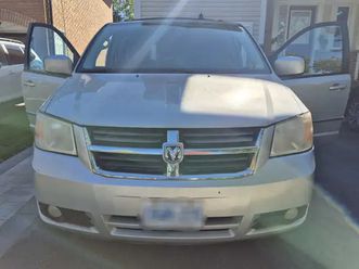 2010 dodge grand caravan – 4.0l v6 – strong power – runs smooth