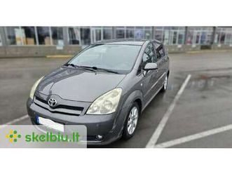 toyota corolla verso