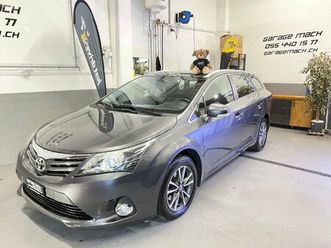 avensis sportswagon 2.0 linea luna multidrive