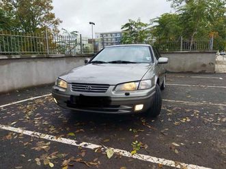 toyota camry 2.2 бензин 5,500 bgn