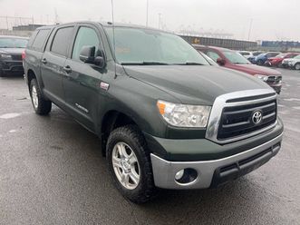 toyota tundra 5.7 sr5 37,000 bgn