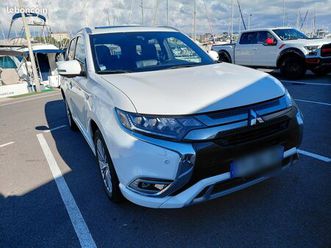 voiture mitsubishi outlander 2020 - 58000 kms
