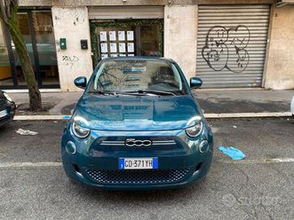 fiat 500 500e la prima berlina 42 kwh