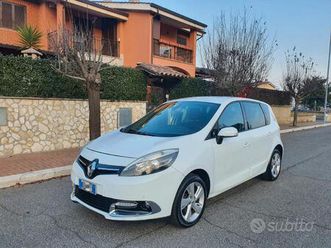 renault scenic diesel 1.5 anno 2013