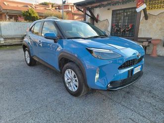 toyota yaris cross 1.5 hybrid prezzo reale