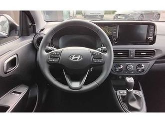 hyundai i10 1.0 navi kamera pdc sitz-lenk-hzg